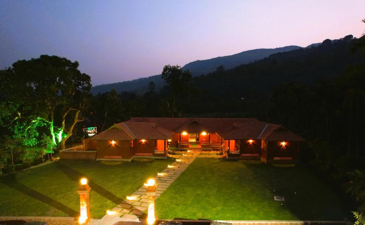 Parampara Resort By Malnadstays Kalasa 外观 照片