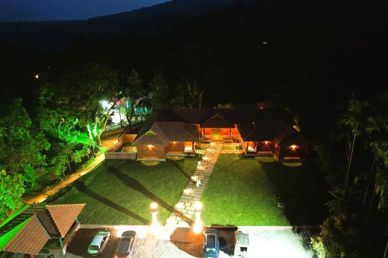 Parampara Resort By Malnadstays Kalasa 外观 照片